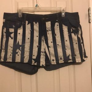 Stars and Stripes shorts. Size 17.